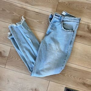 Abercrombie & Fitch high rise mom jeans